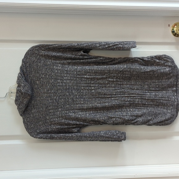 Turtle Neck Sweater - Picture 4 of 7